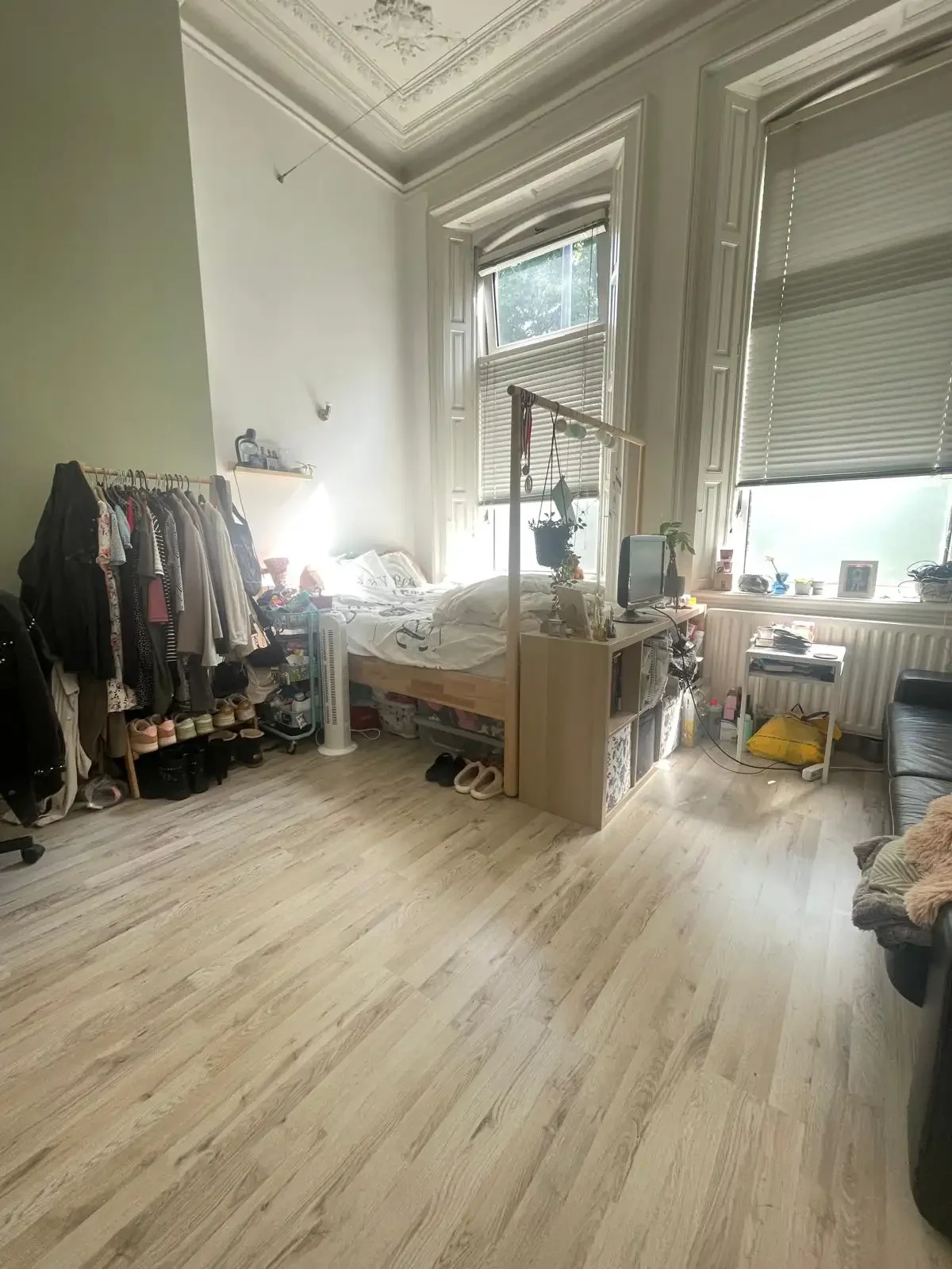 geblurde versie van de foto als achtergrond