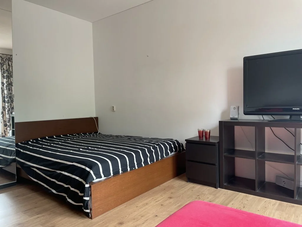 geblurde versie van de foto als achtergrond