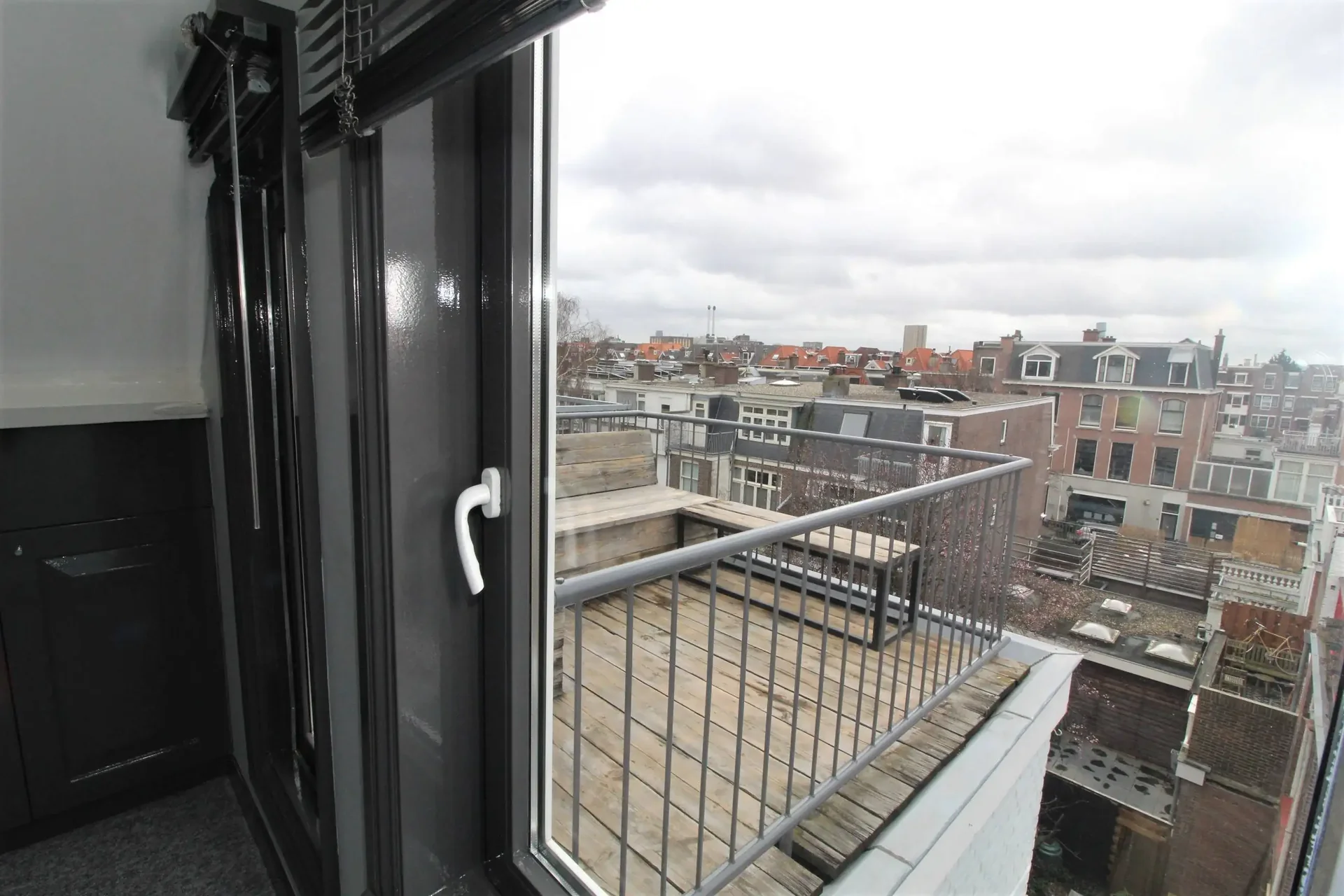 Foto van de Appartement gelegen aan de Laan van Meerdervoort in Den Haag