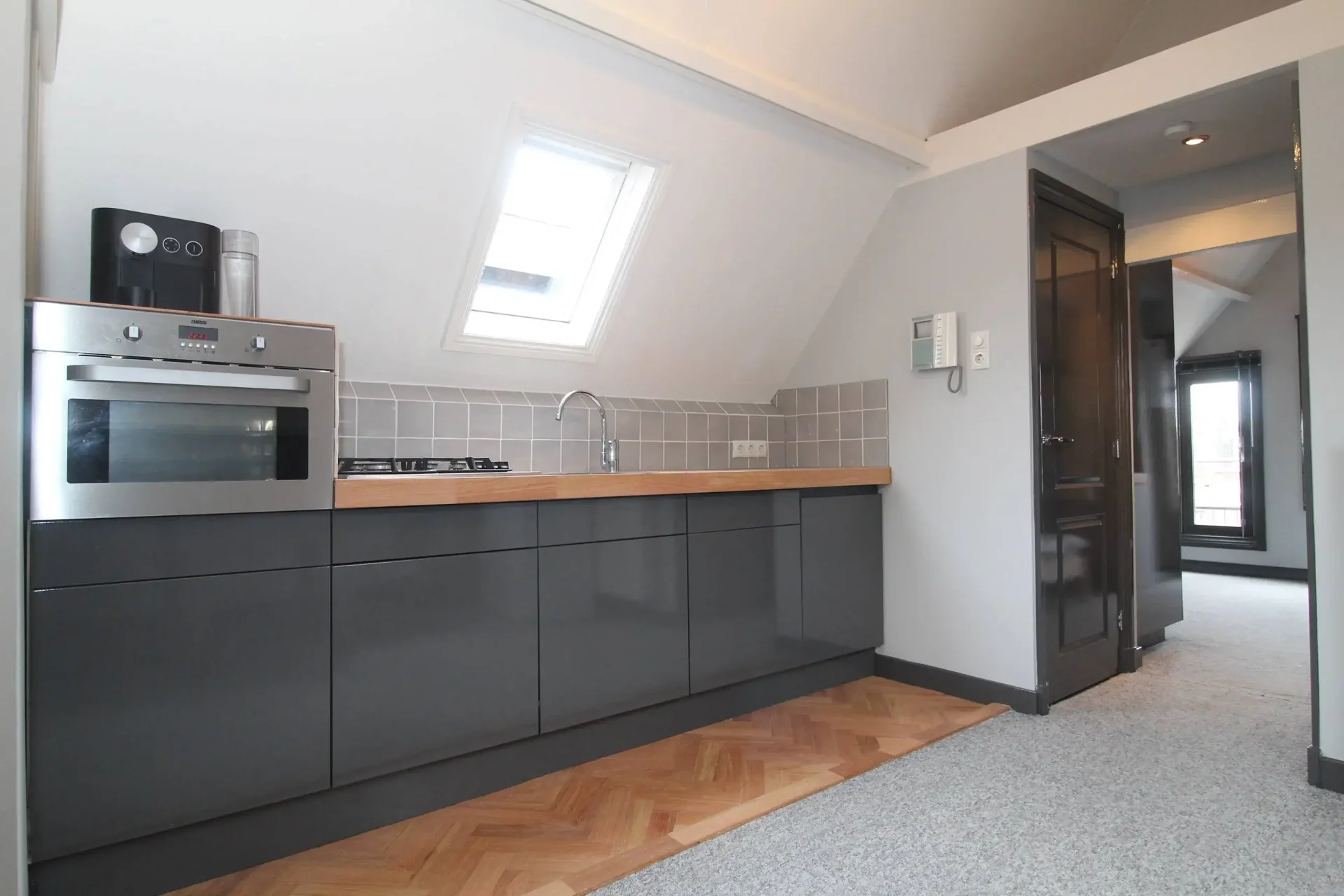 Foto van de Appartement gelegen aan de Laan van Meerdervoort in Den Haag