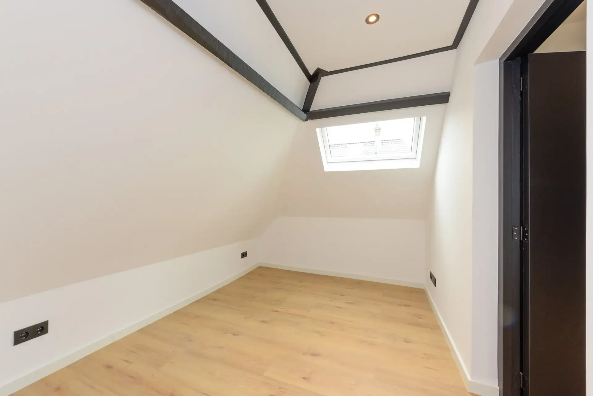 Foto van de Appartement gelegen aan de 1e Middellandstraat in Rotterdam