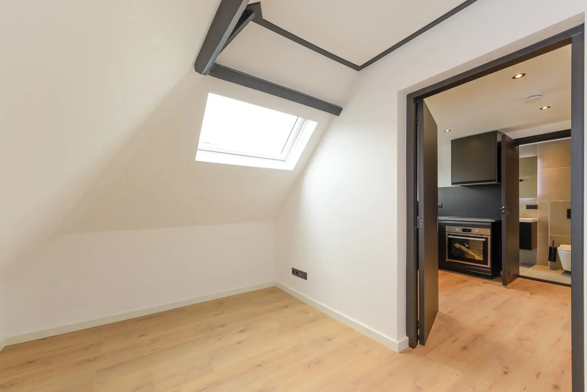 Foto van de Appartement gelegen aan de 1e Middellandstraat in Rotterdam
