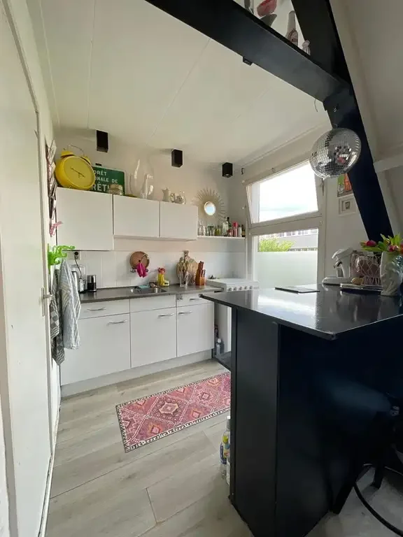 geblurde versie van de foto als achtergrond