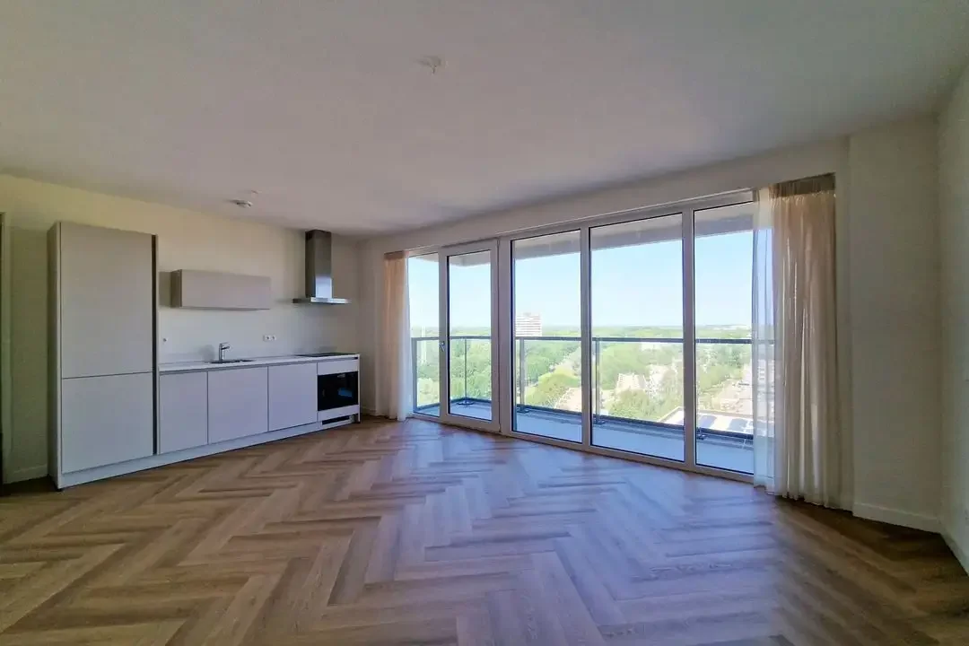 geblurde versie van de foto als achtergrond