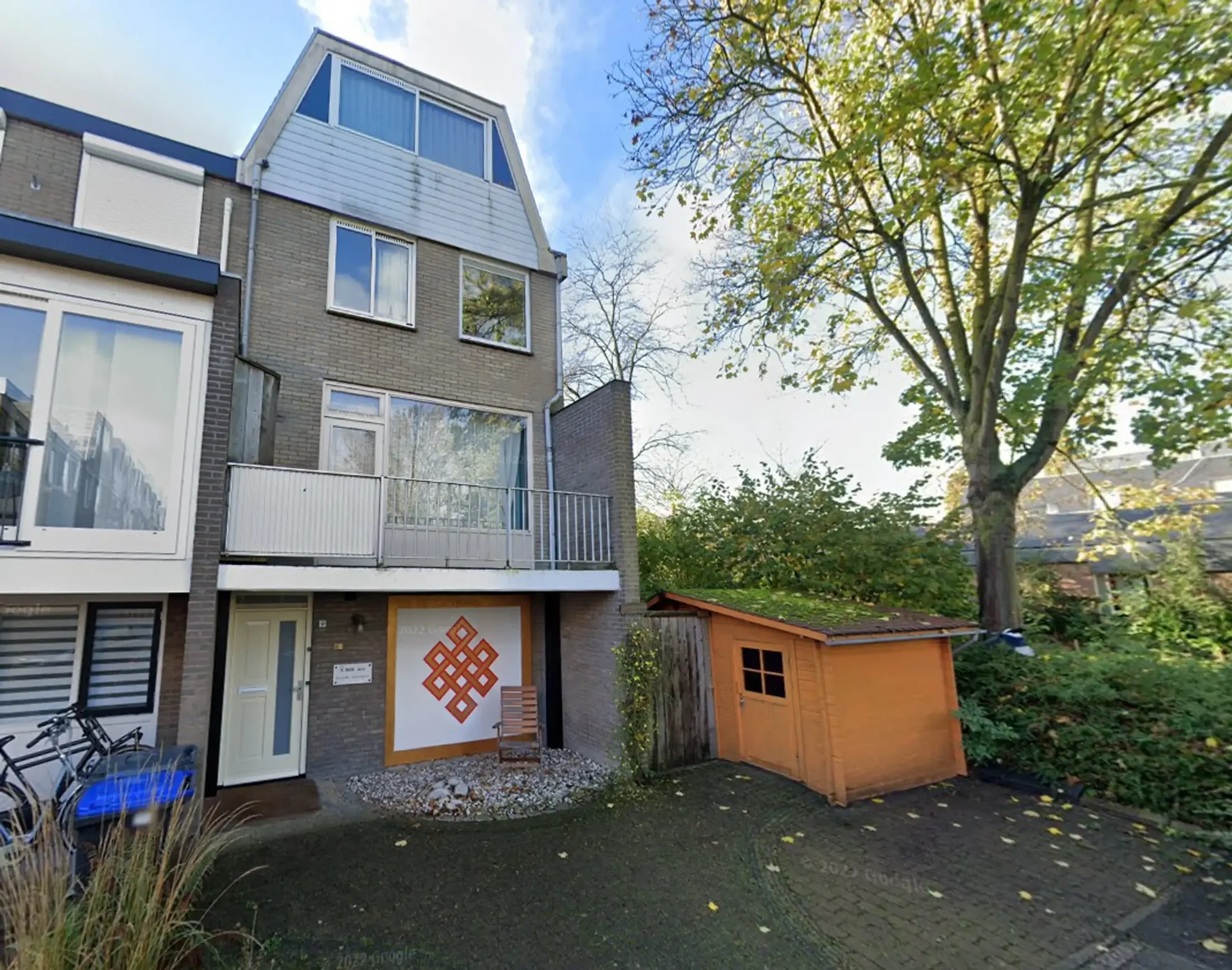 geblurde versie van de foto als achtergrond