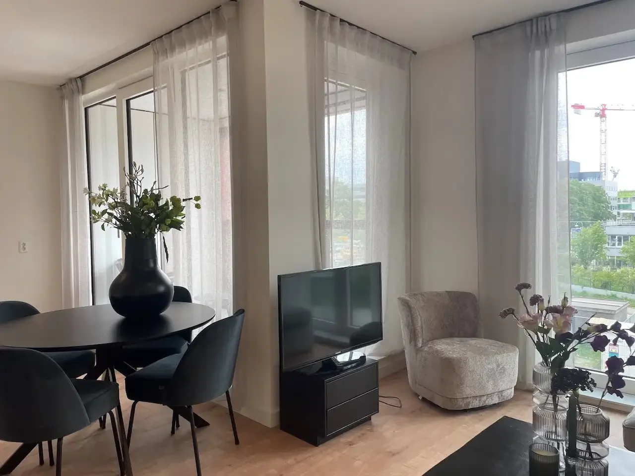 Foto van de Appartement gelegen aan de Mies van der Rohestraat in Hoofddorp