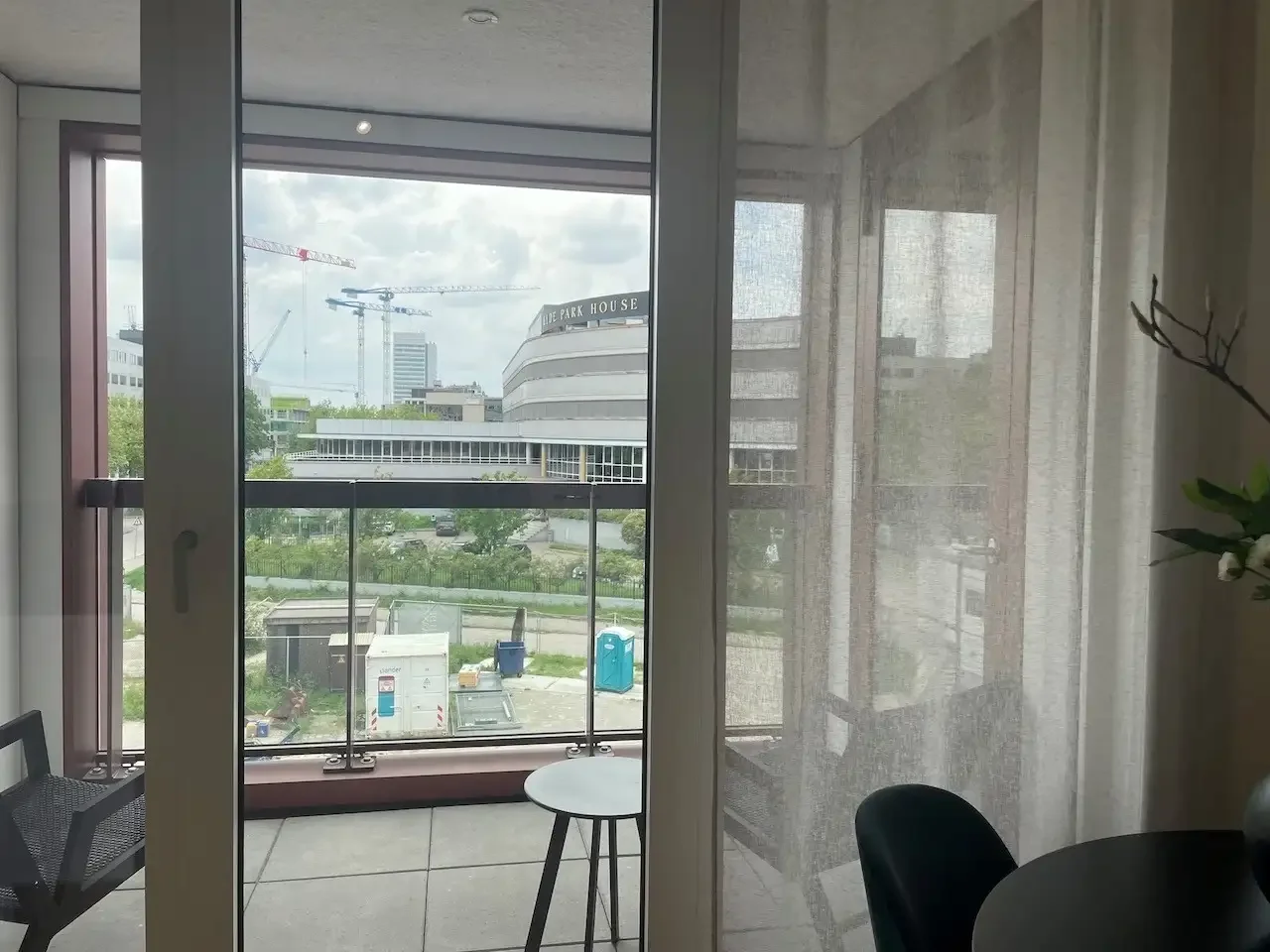 Foto van de Appartement gelegen aan de Mies van der Rohestraat in Hoofddorp