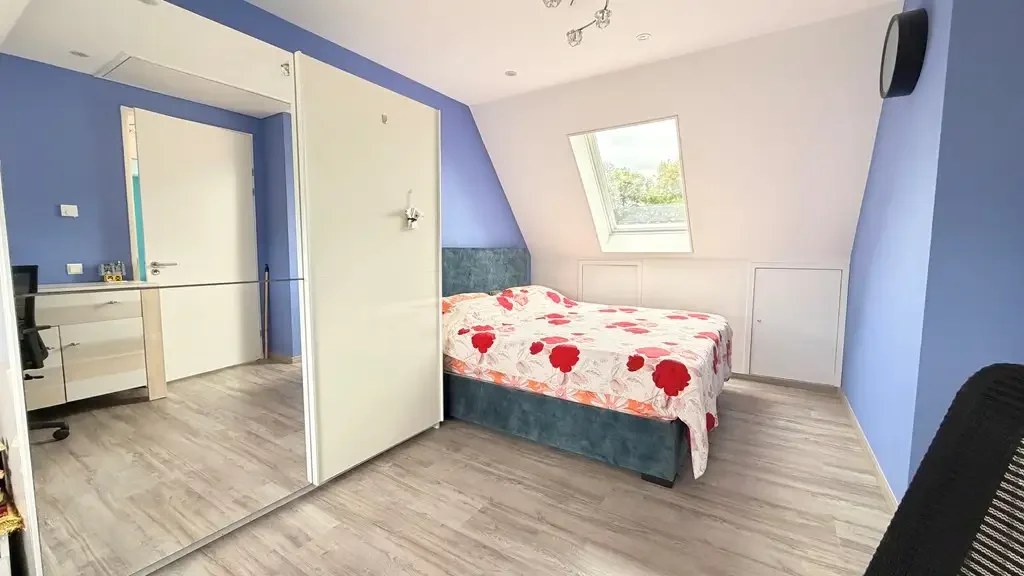 geblurde versie van de foto als achtergrond