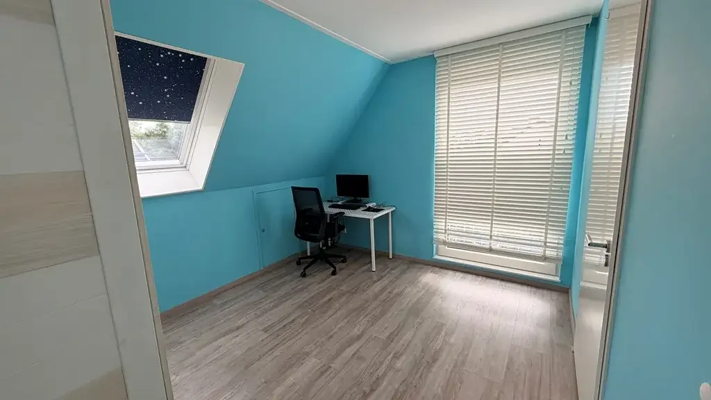 geblurde versie van de foto als achtergrond