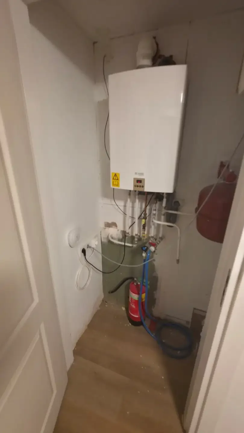 Foto van de Appartement gelegen aan de Mathenesserweg in Rotterdam