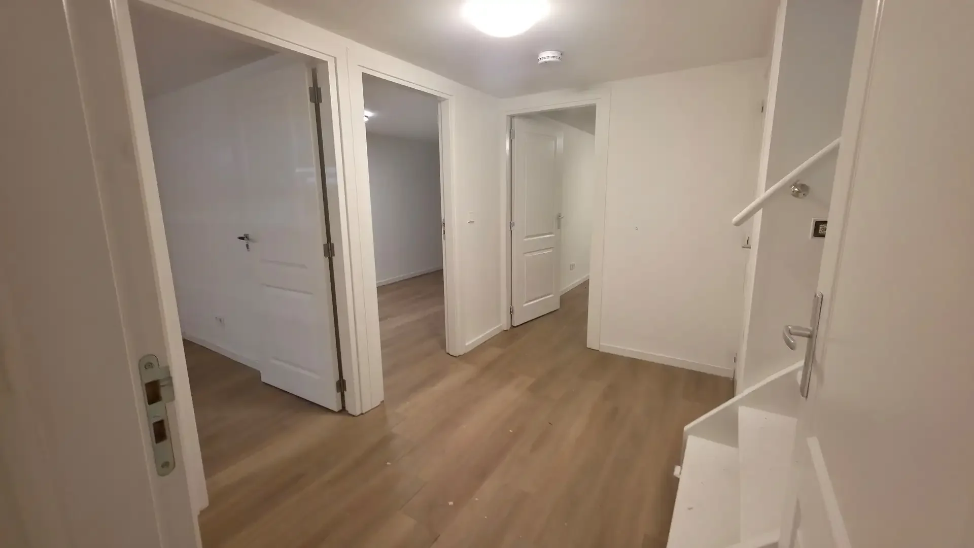 Foto van de Appartement gelegen aan de Mathenesserweg in Rotterdam
