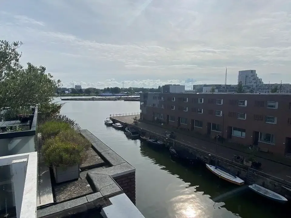 Foto van de Appartement gelegen aan de Scheepstimmermanstraat in Amsterdam