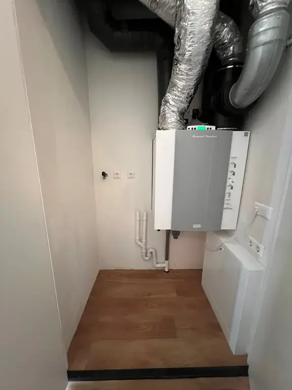 Foto van de Appartement gelegen aan de Hellingstraat in Amsterdam