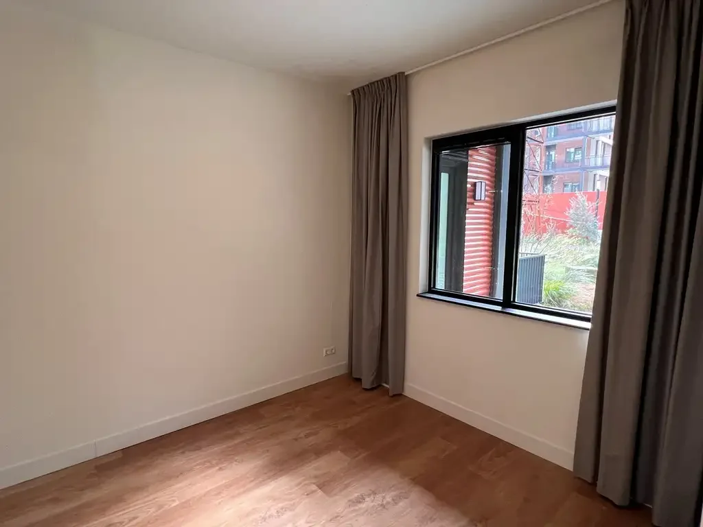 Foto van de Appartement gelegen aan de Hellingstraat in Amsterdam