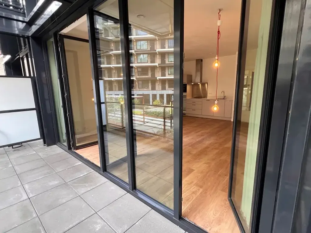 Foto van de Appartement gelegen aan de Hellingstraat in Amsterdam