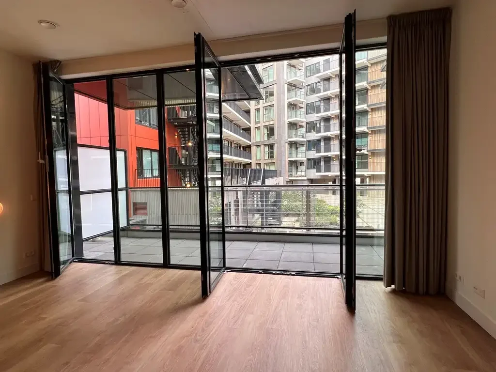 Foto van de Appartement gelegen aan de Hellingstraat in Amsterdam