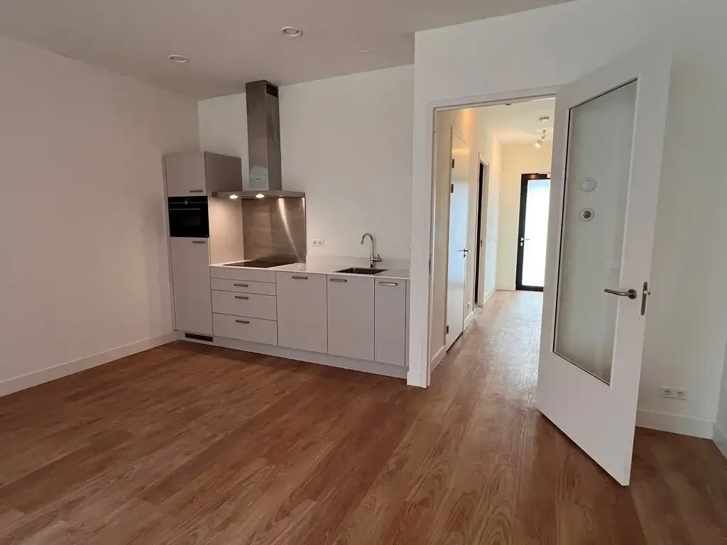 Foto van de Appartement gelegen aan de Hellingstraat in Amsterdam