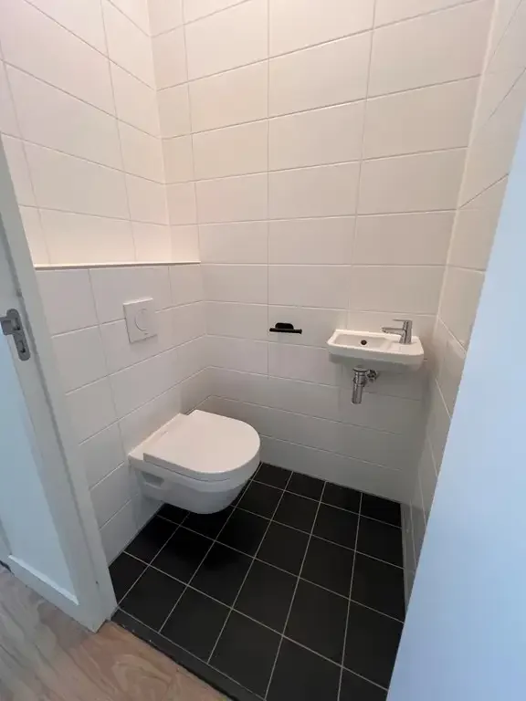 Foto van de Appartement gelegen aan de Hellingstraat in Amsterdam