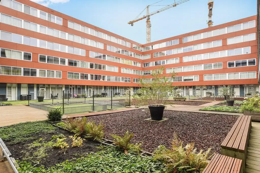 Foto van de Appartement gelegen aan de Martini van Geffenstraat in Amsterdam