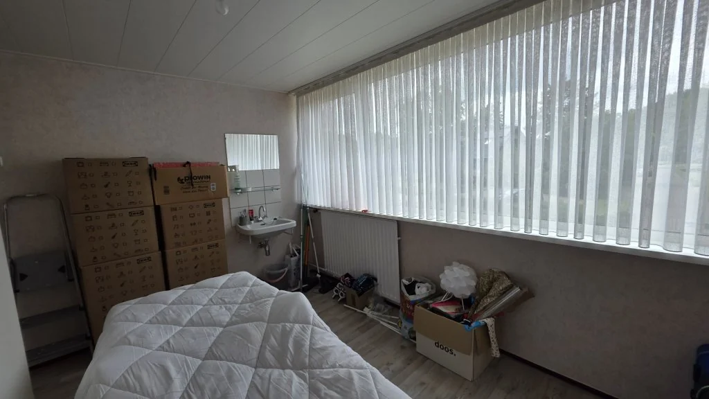 geblurde versie van de foto als achtergrond