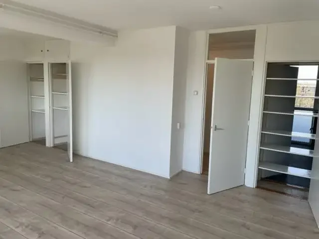 Foto van de Appartement gelegen aan de Wilgenplaslaan in Rotterdam