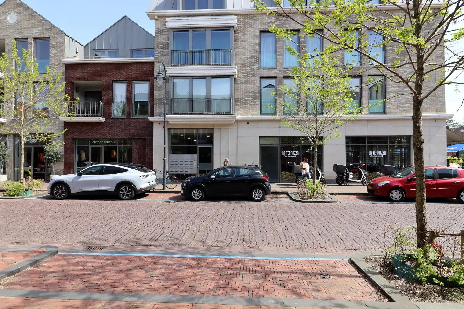 geblurde versie van de foto als achtergrond