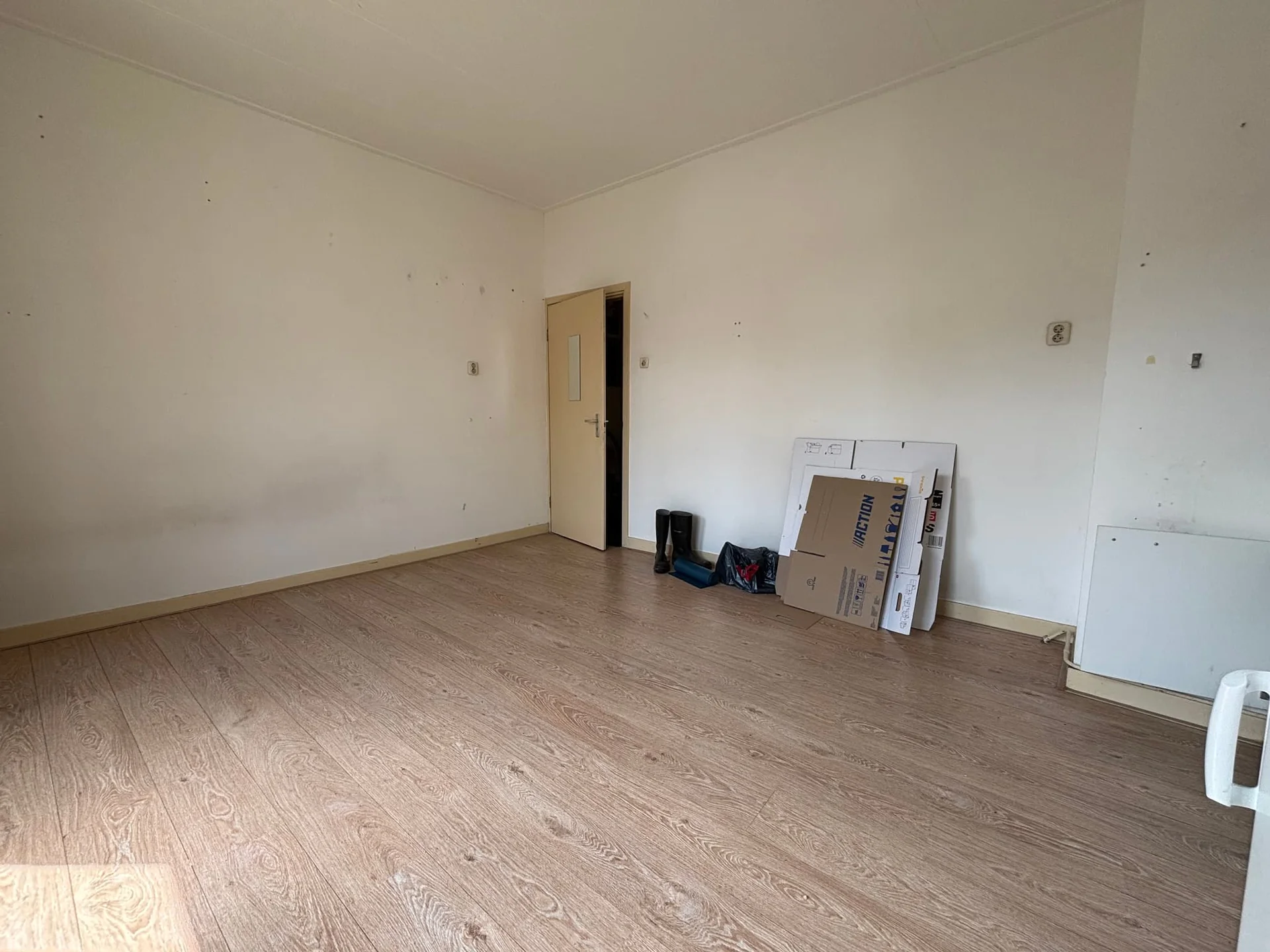 Foto van de Kamer gelegen aan de Verlengde Oosterweg in Groningen