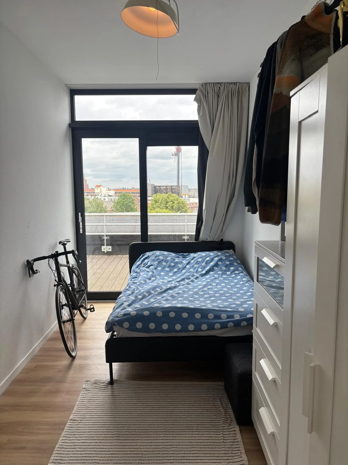 Foto van de Kamer gelegen aan de Westzeedijk in Rotterdam