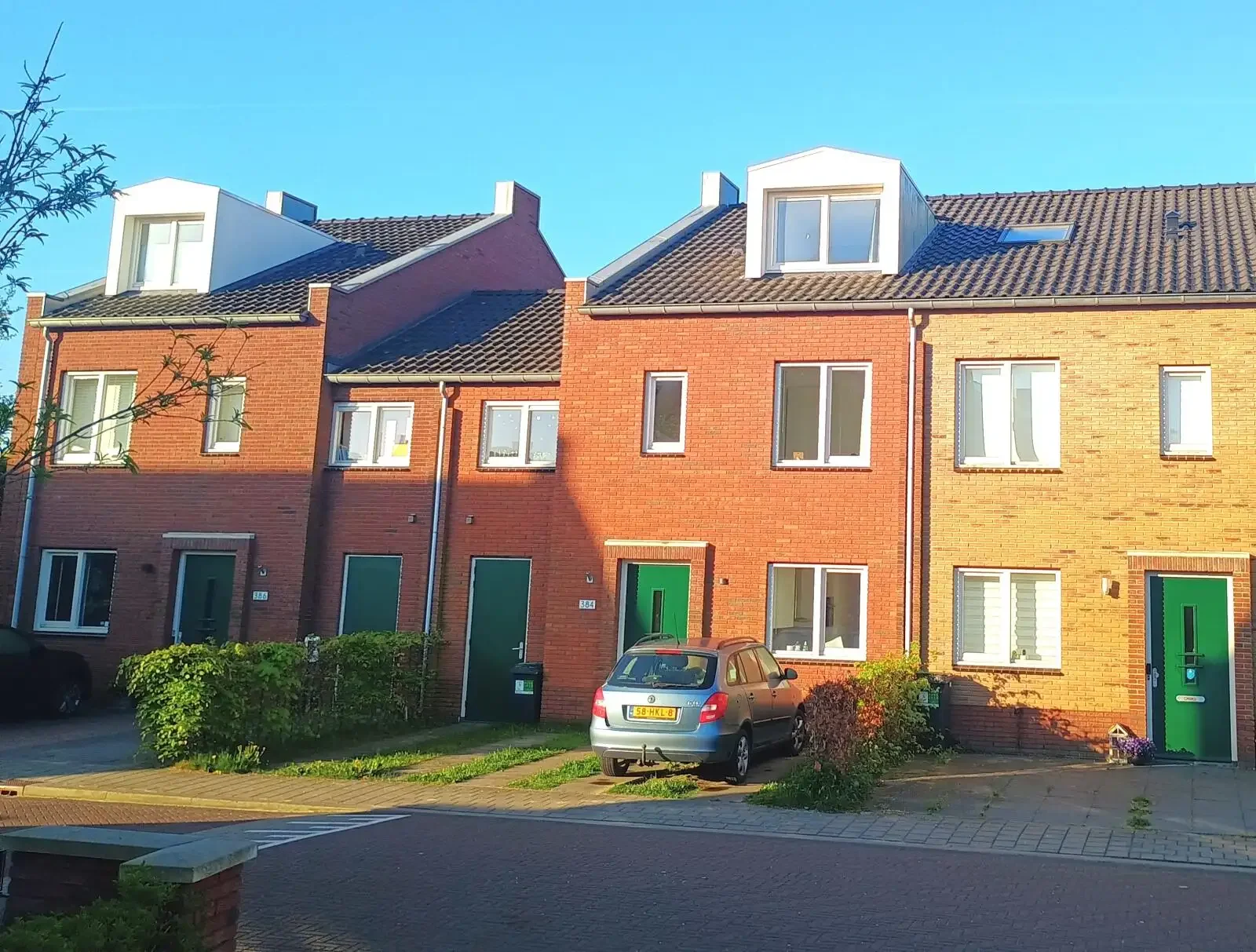 geblurde versie van de foto als achtergrond