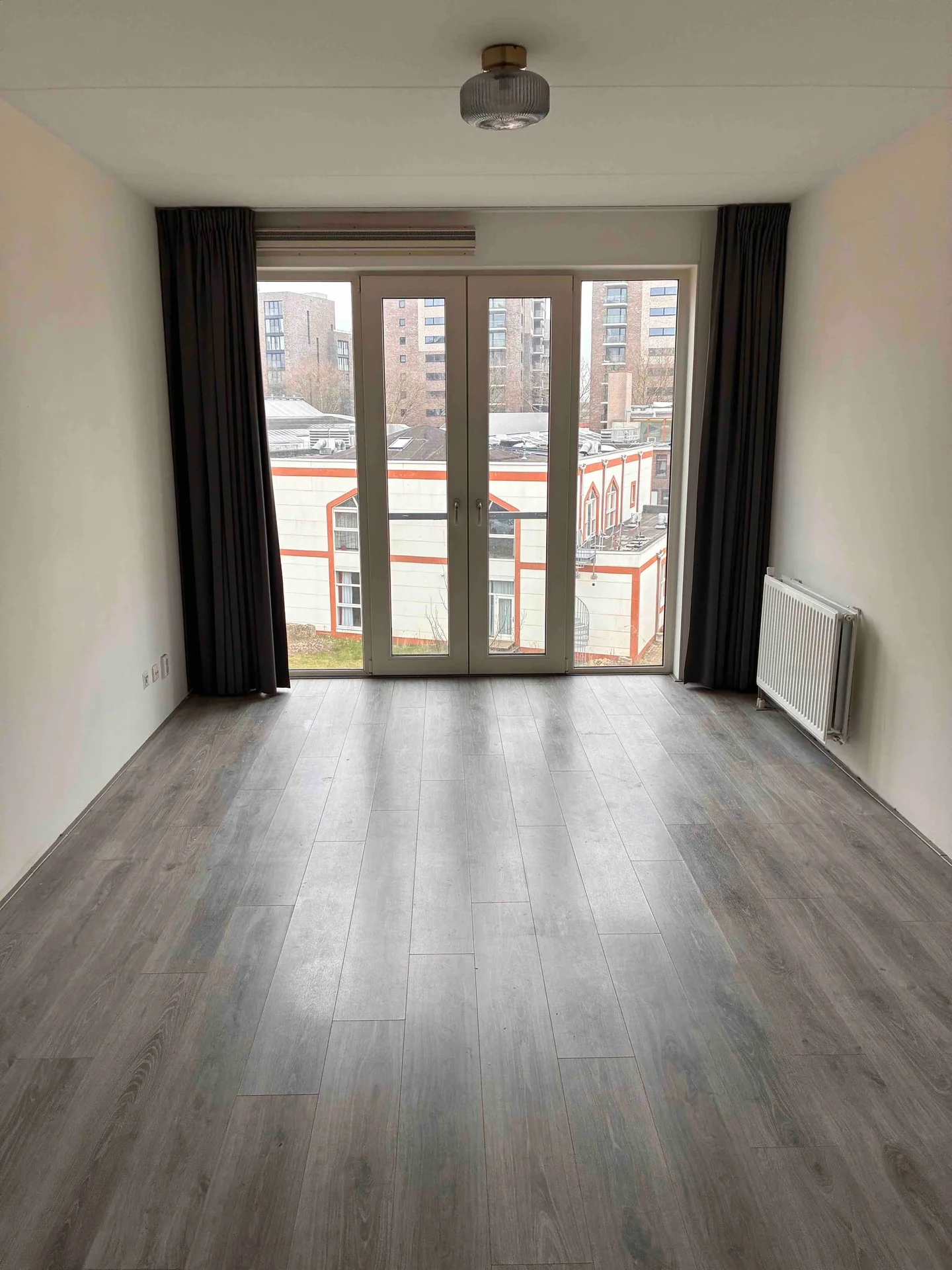 Foto van de Studio gelegen aan de Waldorpstraat in Den Haag