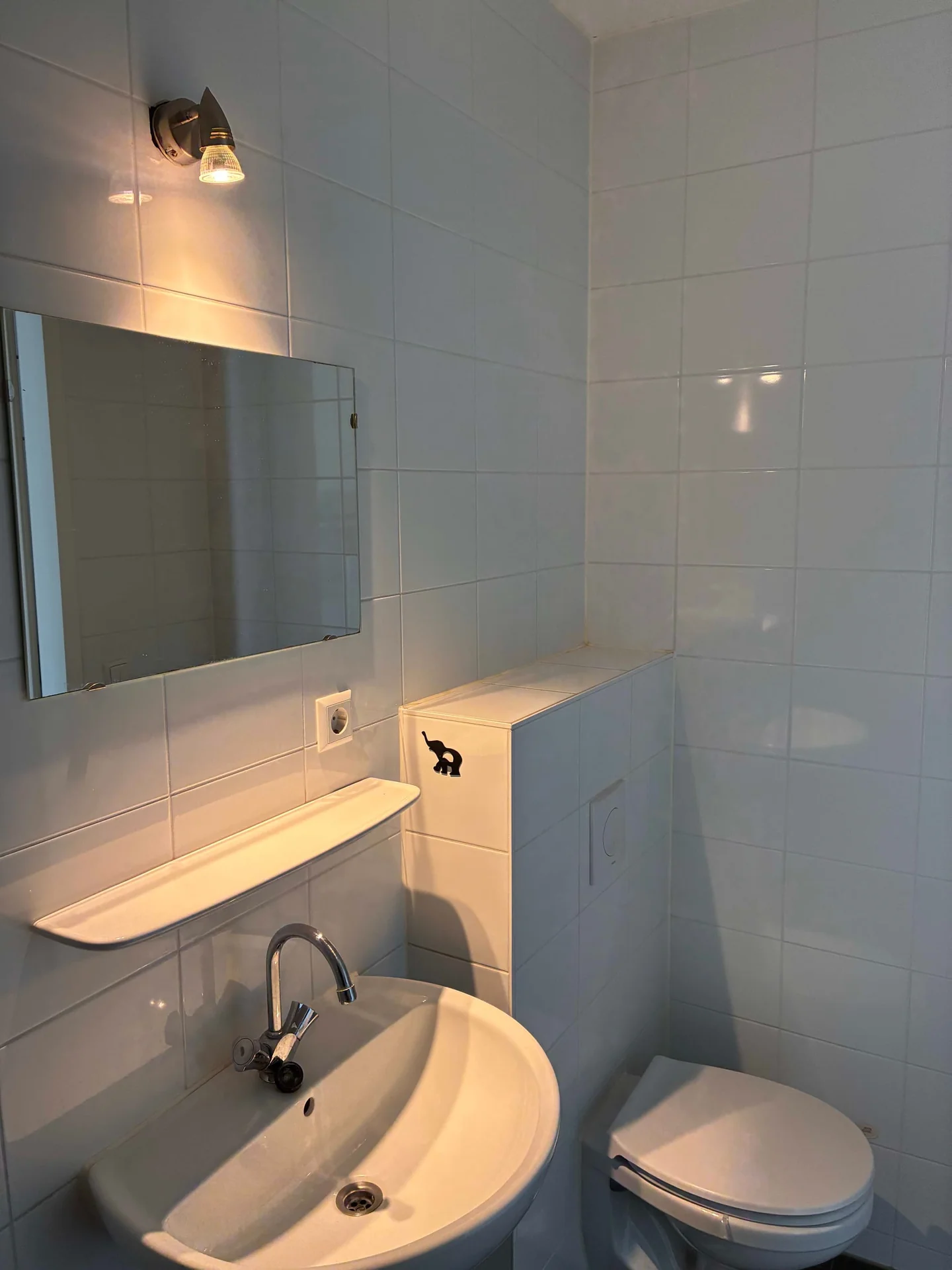 Foto van de Studio gelegen aan de Waldorpstraat in Den Haag