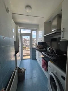 Foto van de Kamer gelegen aan de Den Helderstraat in Den Haag