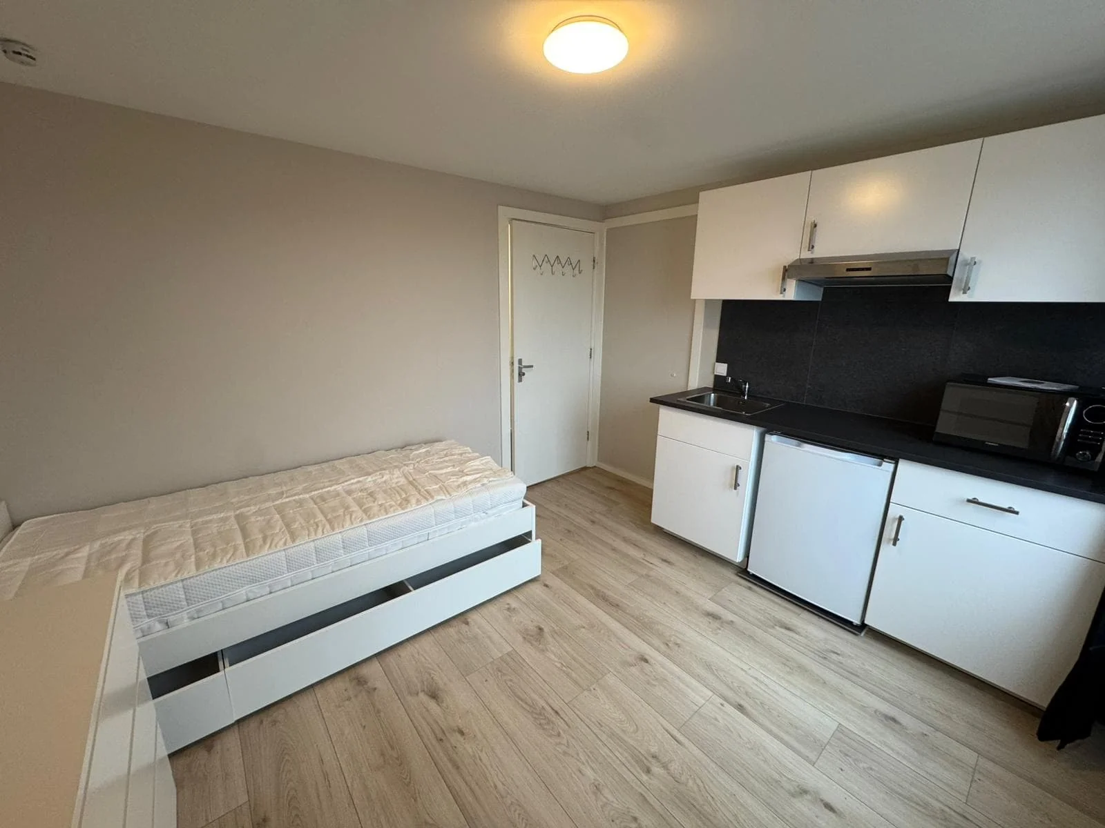 Foto van de Studio gelegen aan de Goeverneurlaan in Den Haag