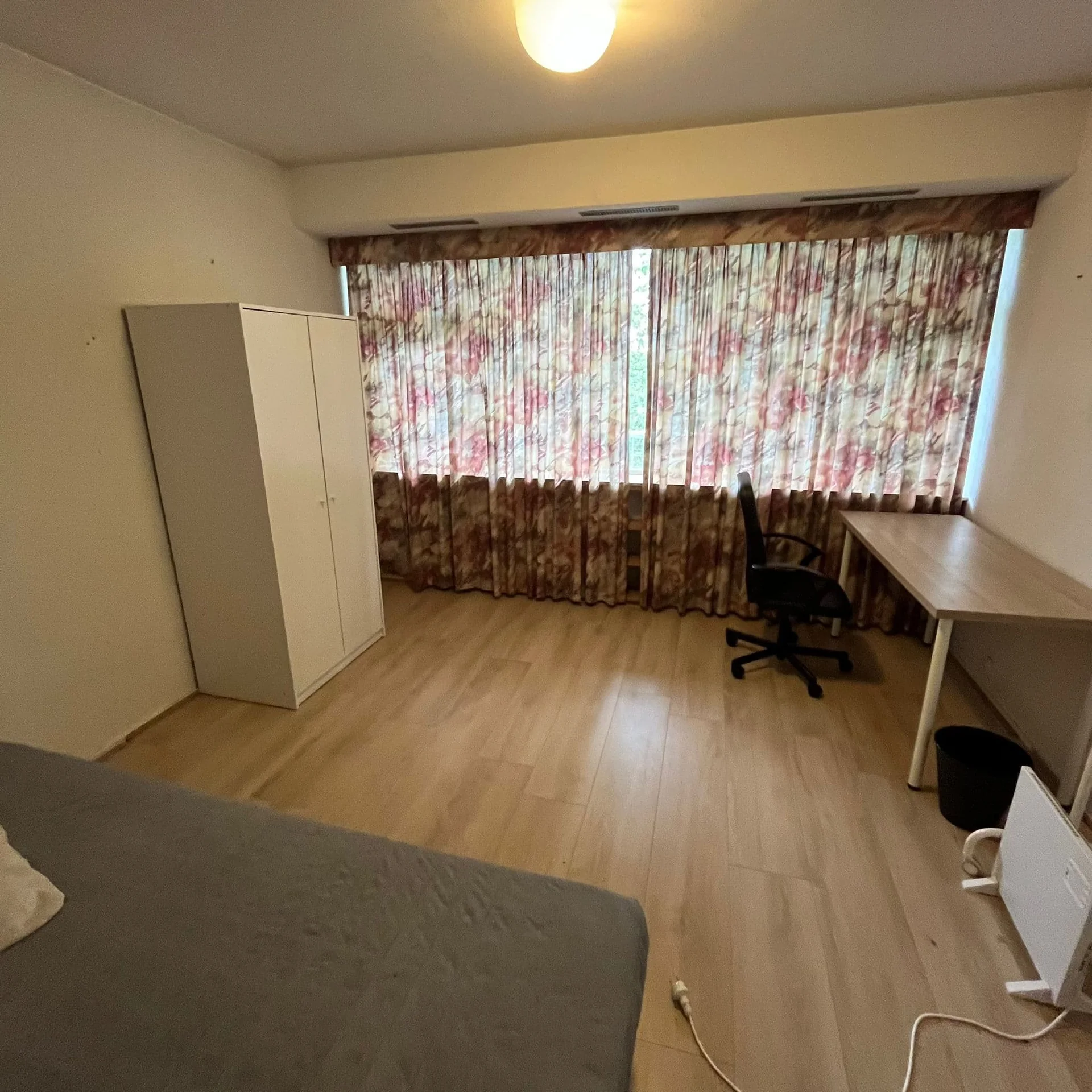Foto van de Kamer gelegen aan de S. F. van Ossstraat in Amsterdam