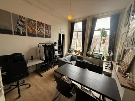 Foto van de Kamer gelegen aan de Nieuwe Ebbingestraat in Groningen