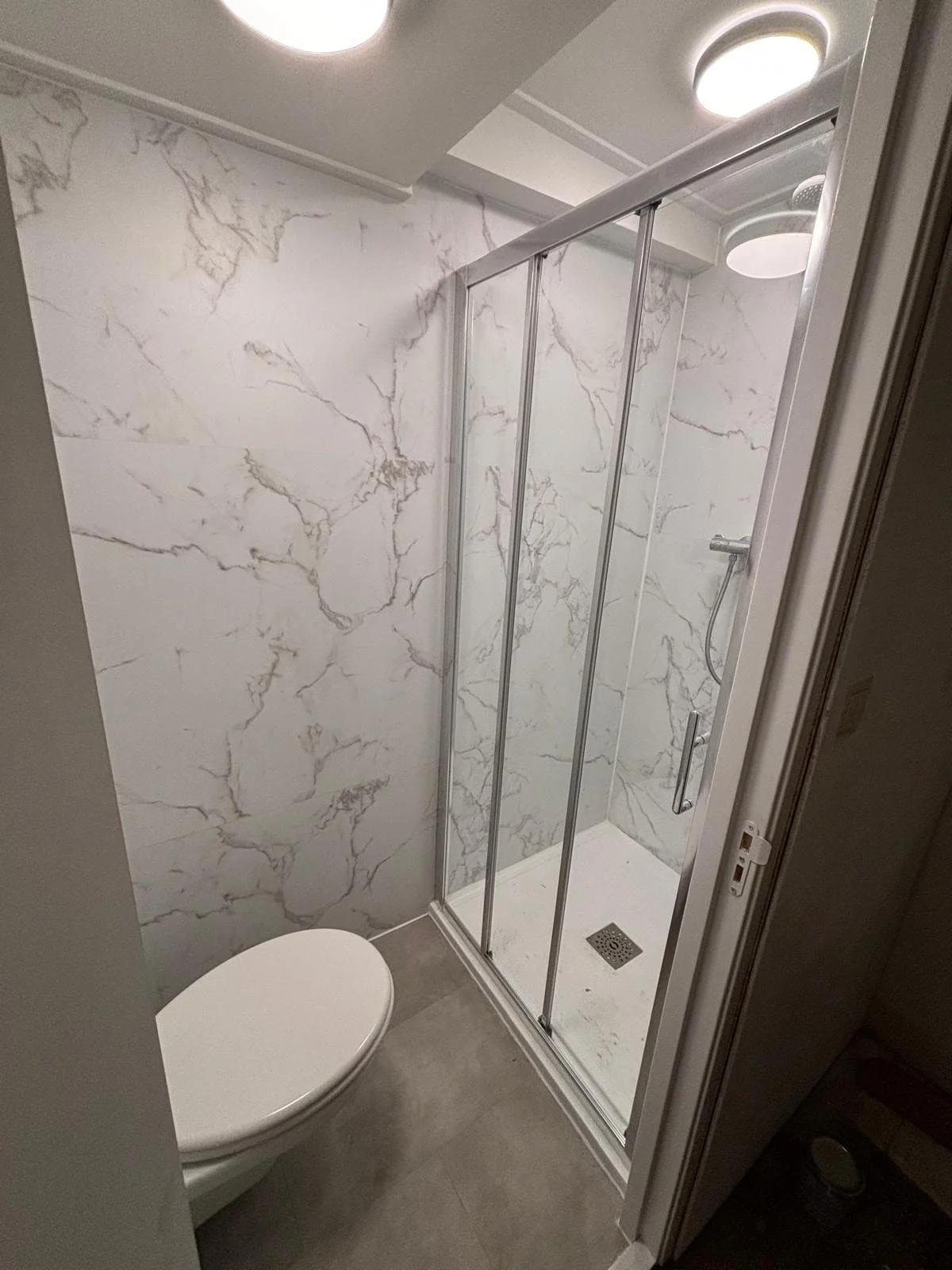 Foto van de Kamer gelegen aan de Nieuwe Ebbingestraat in Groningen
