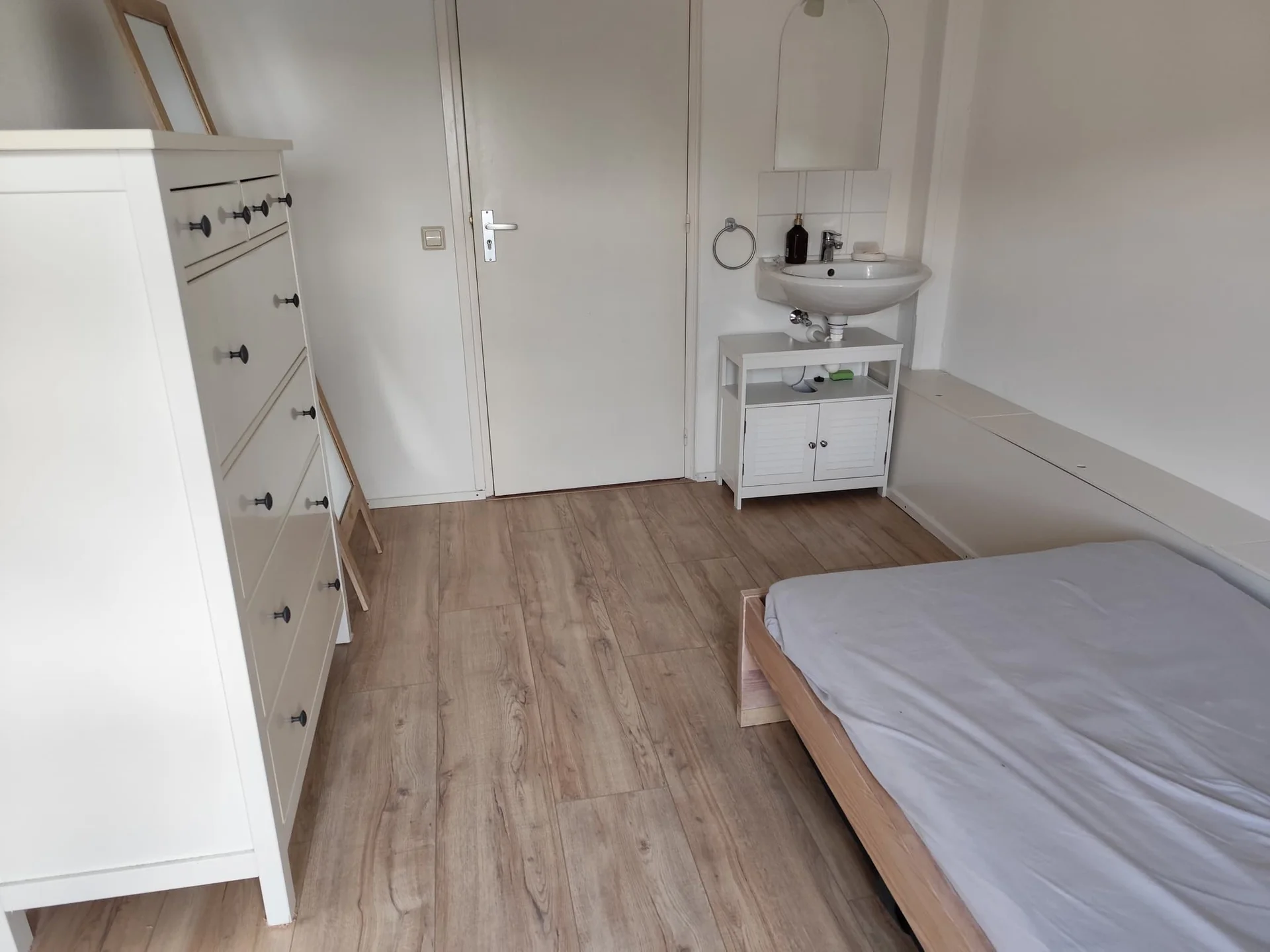 geblurde versie van de foto als achtergrond