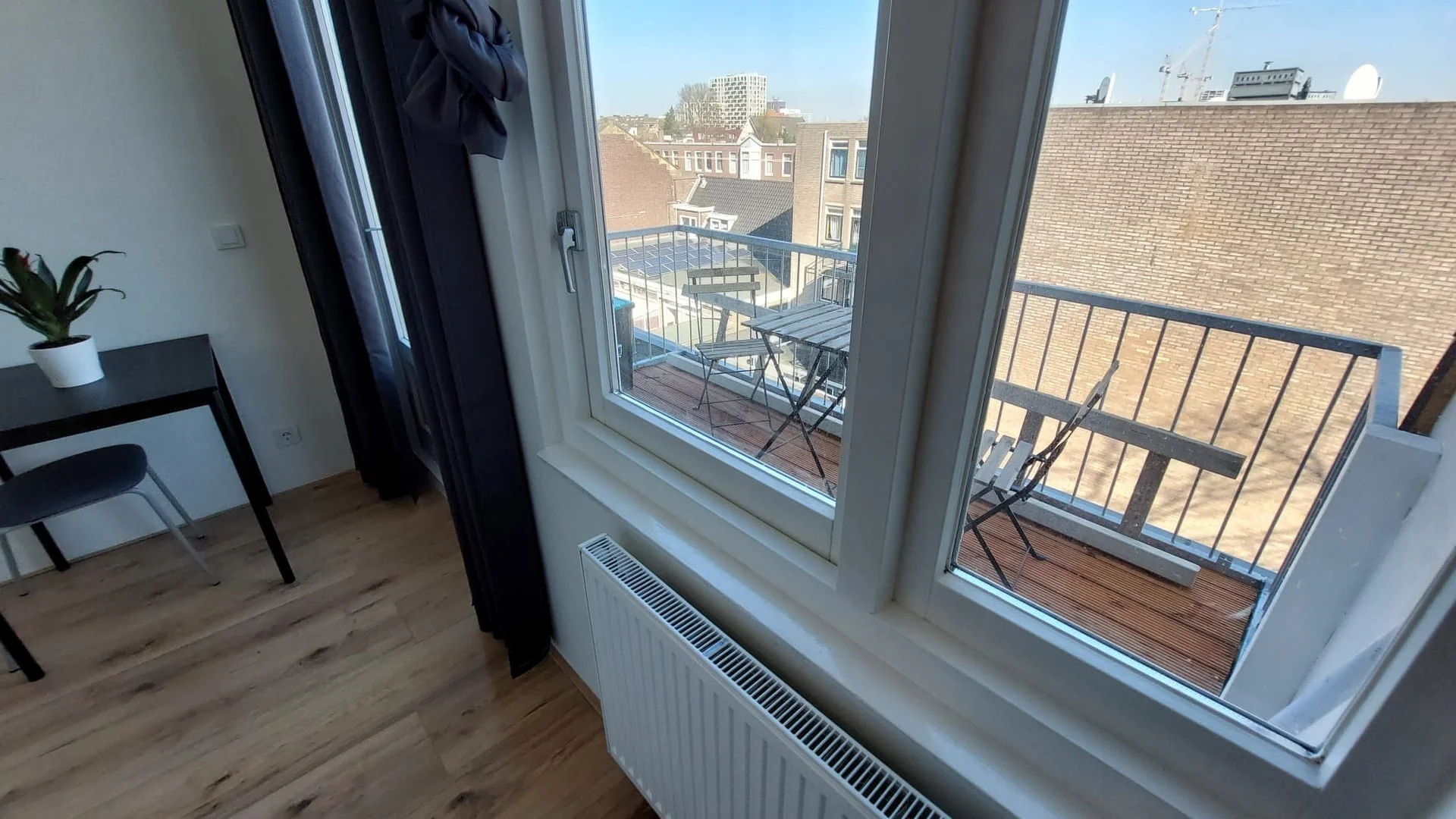 Foto van de Studio gelegen aan de Drebbelstraat in Den Haag
