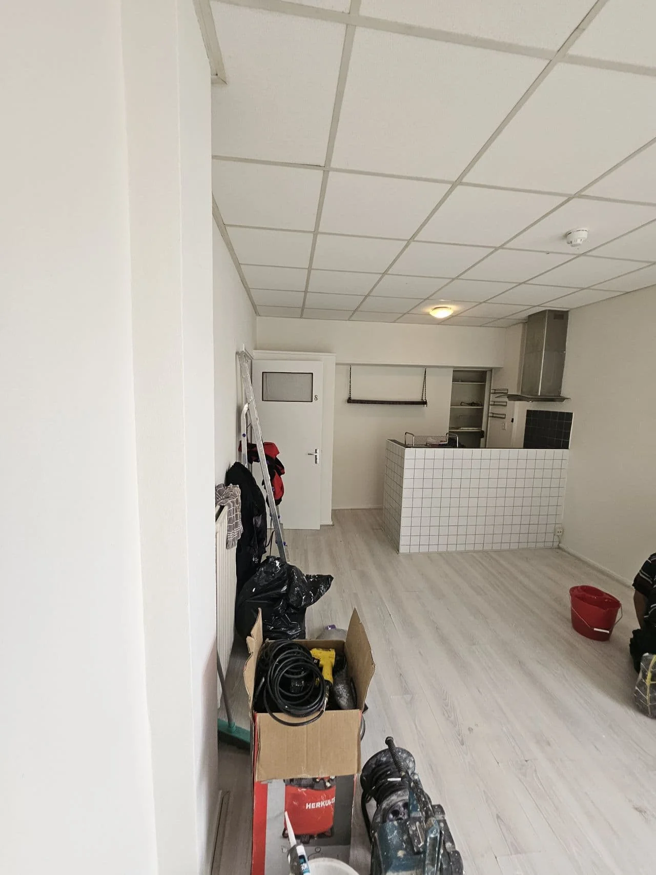 Foto van de Kamer gelegen aan de Nieuwe Ebbingestraat in Groningen