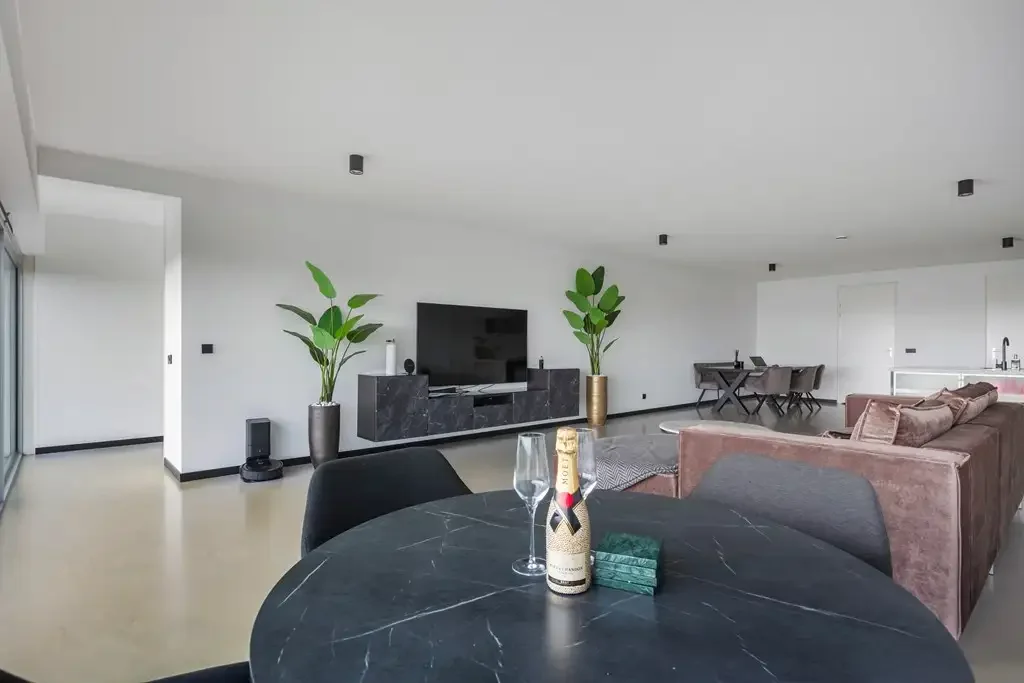 Foto van de Appartement gelegen aan de Jan van Zutphenstraat in Amsterdam