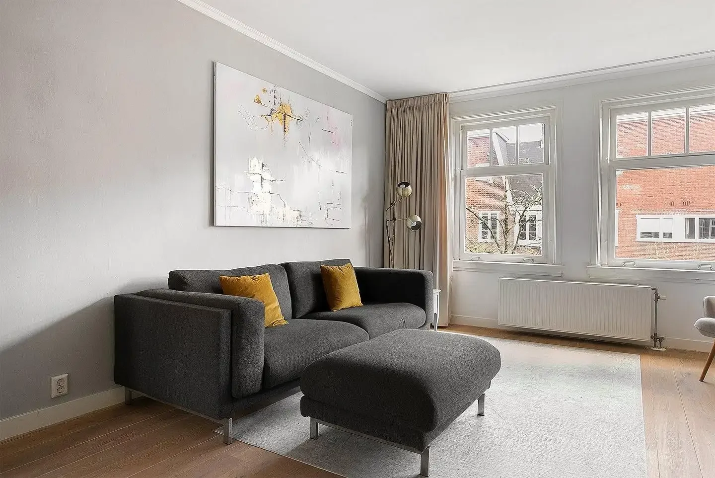 geblurde versie van de foto als achtergrond