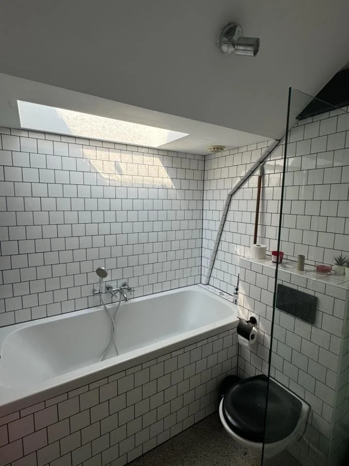 Foto van de Kamer gelegen aan de Bilderdijkkade in Amsterdam