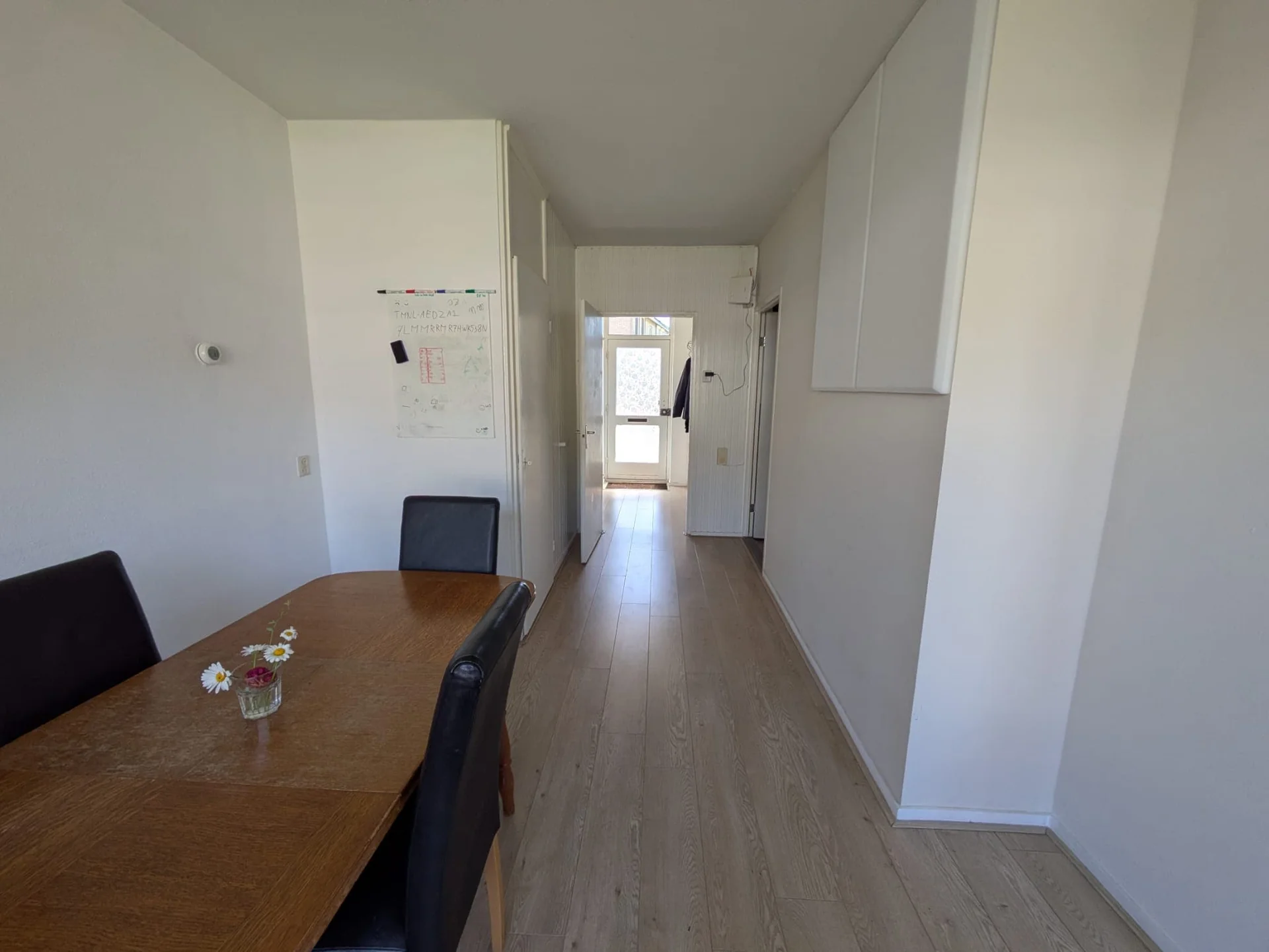 Foto van de Kamer gelegen aan de J.C. Bloemstraat in Hengelo