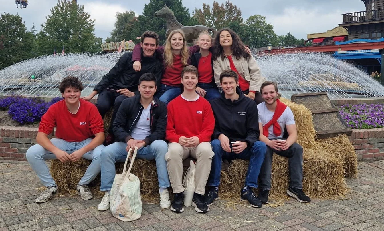geblurde versie van de foto als achtergrond