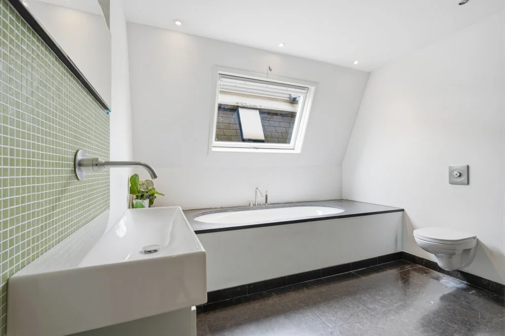 Foto van de Appartement gelegen aan de Sarphatistraat in Amsterdam