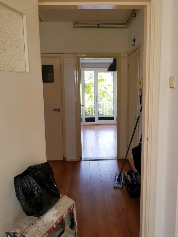 geblurde versie van de foto als achtergrond