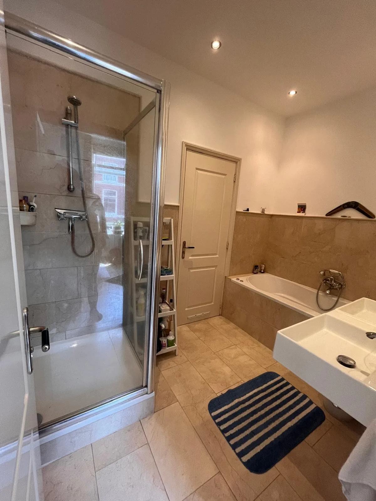 Foto van de Kamer gelegen aan de De Perponcherstraat in Den Haag