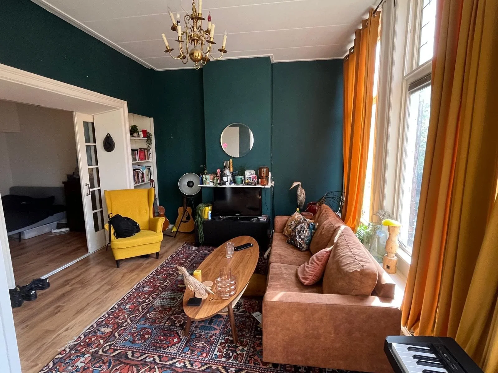 geblurde versie van de foto als achtergrond
