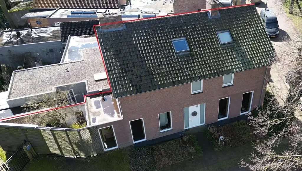 geblurde versie van de foto als achtergrond