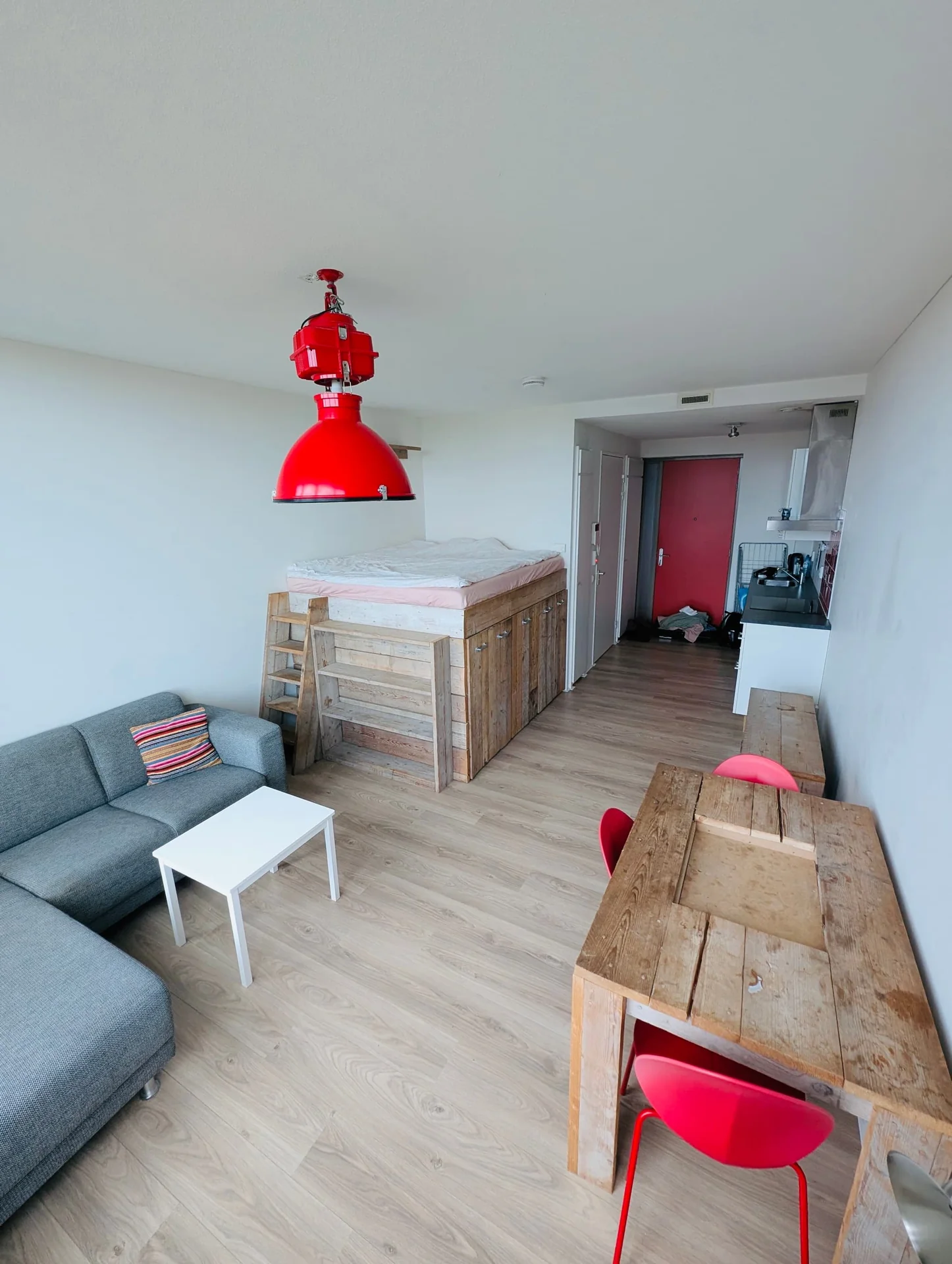 Foto van de Studio gelegen aan de Bos en Lommerplantsoen in Amsterdam